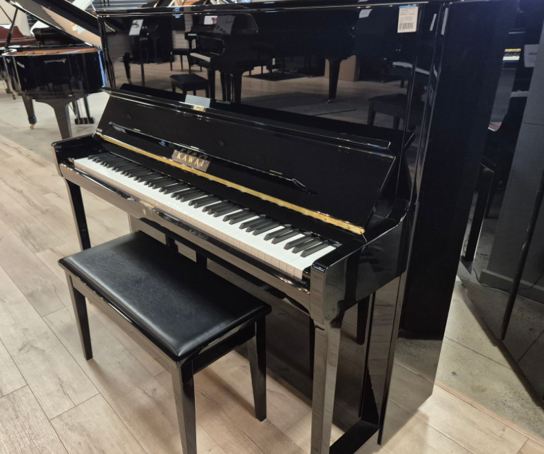 Kawai M-500 1141648 – Black (Used Upright Piano)