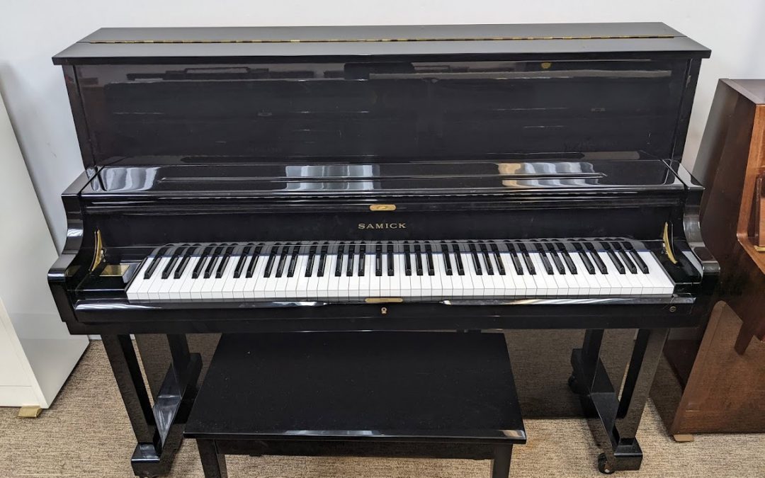 Samick Upright Piano S-1085 HHA00013 Black